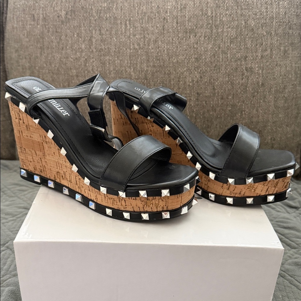 Olivia Miller NIB Black Cork Wedge Sandals with Stud Trim - Picture 7 of 7